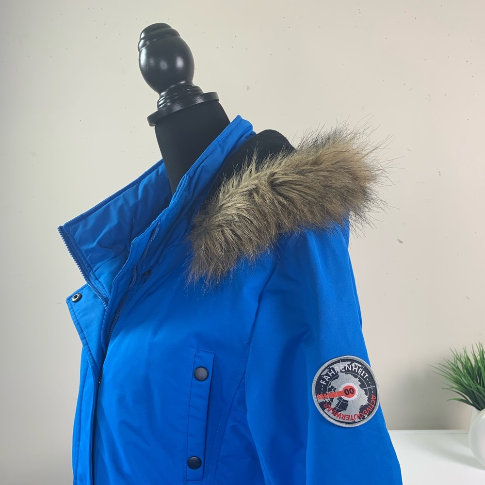 Winter Jacket - image 7